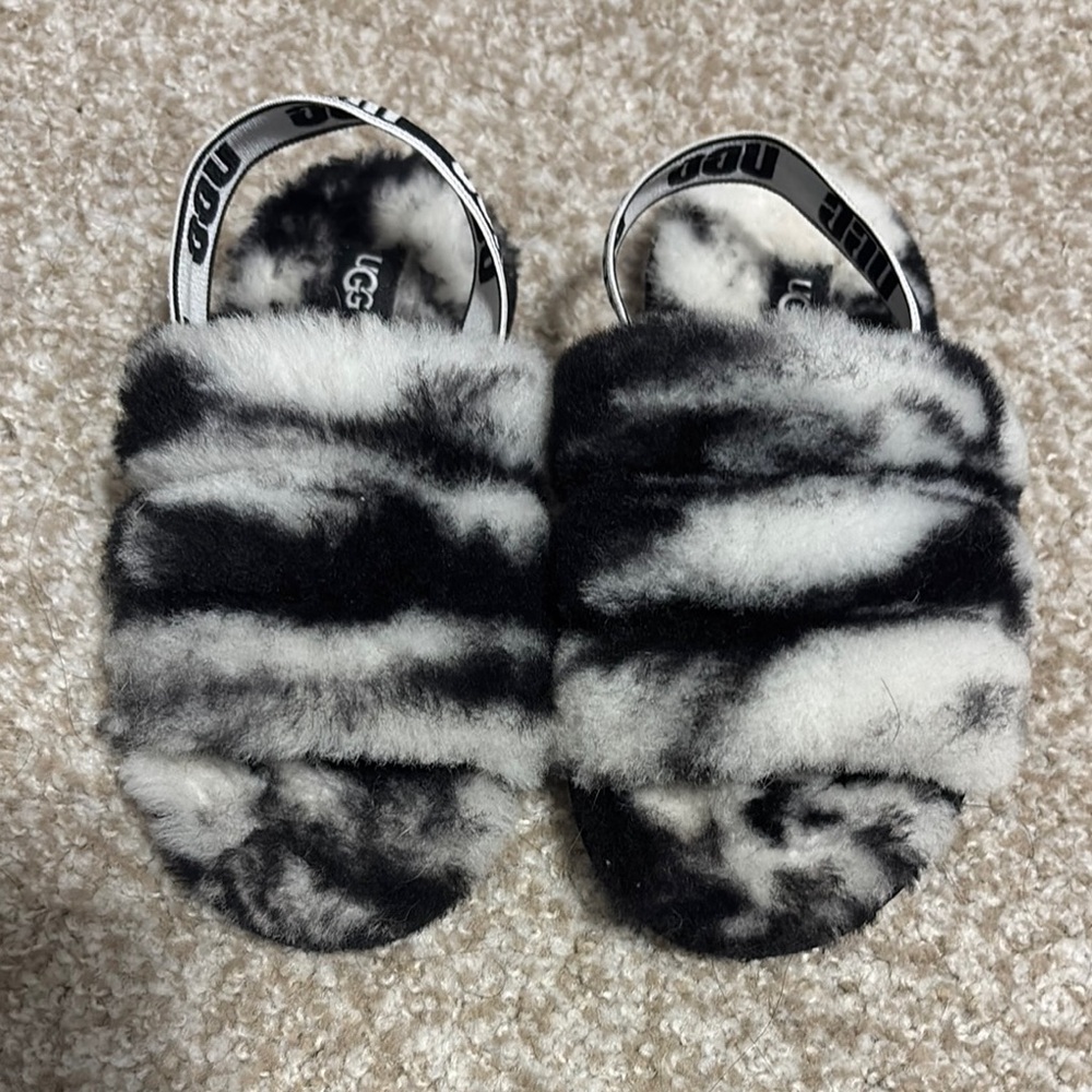 UGG Fluffy Black and White Slippers